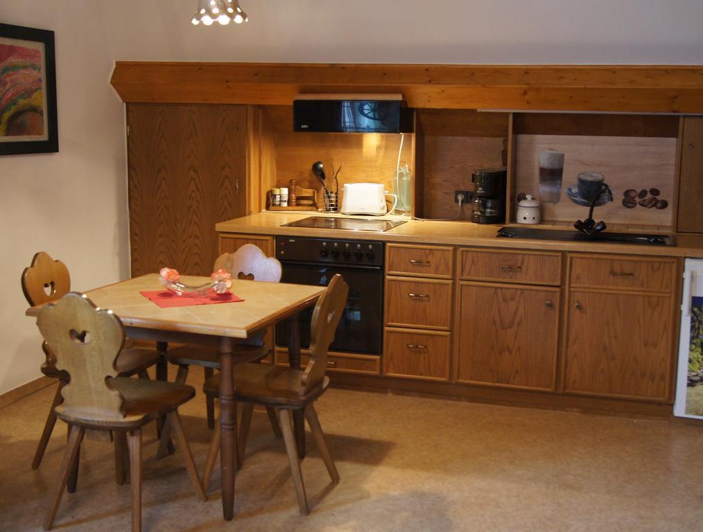 Pension Loni Theisen Kelberg Room photo